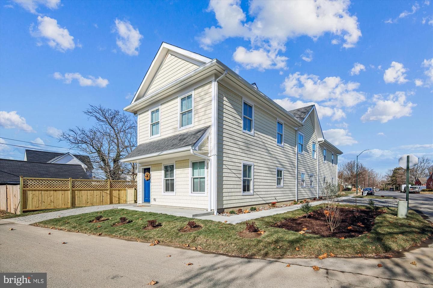 607 North Street photo 30