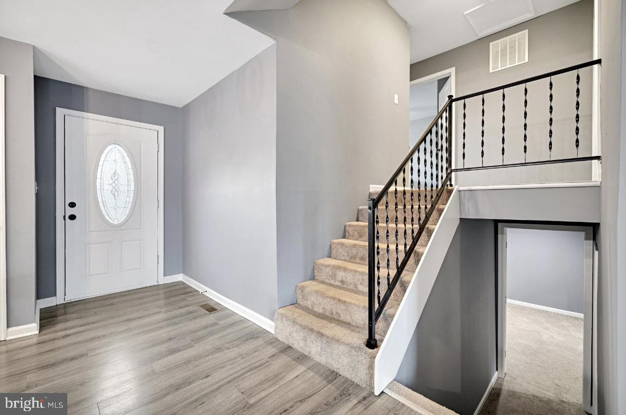 7287 Shirley Drive photo 13