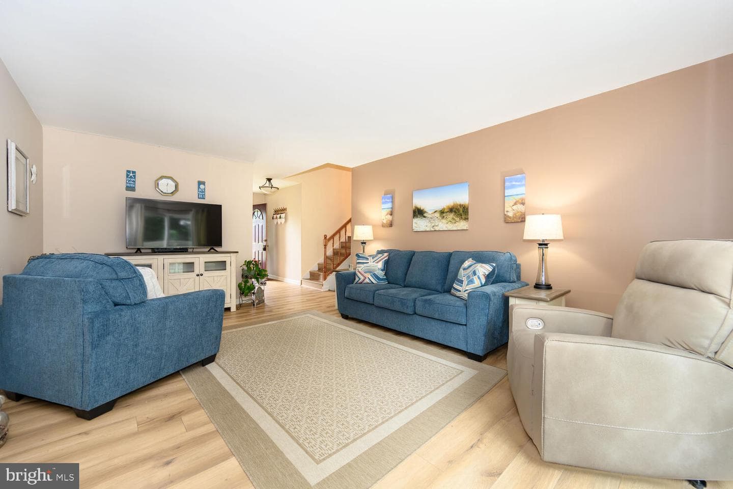 7347 Shirley Drive photo 3