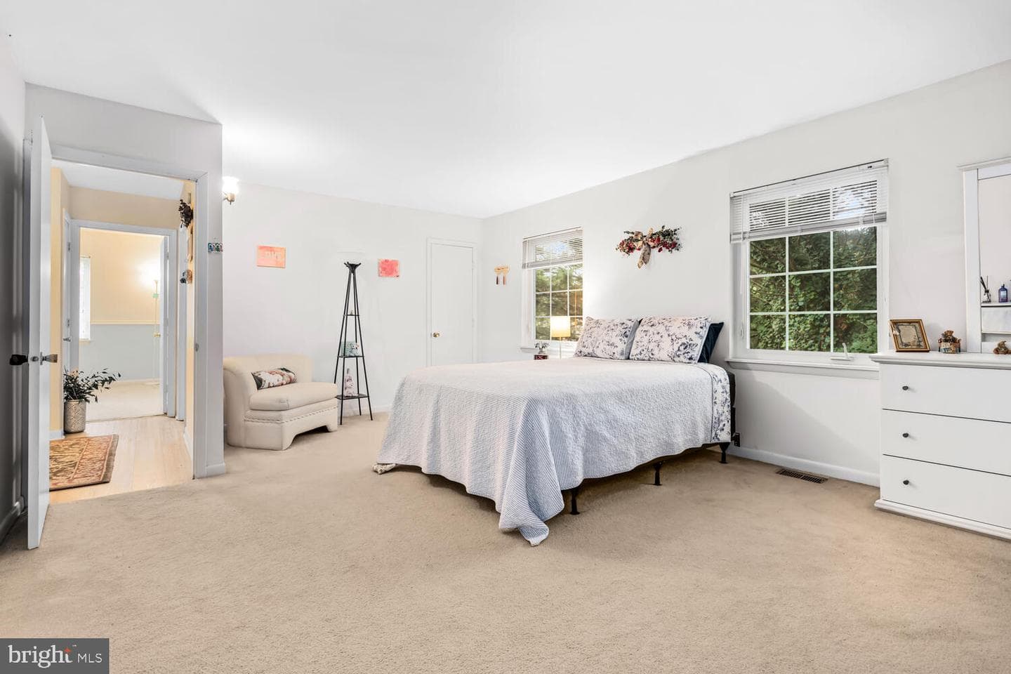 7347 Shirley Drive photo 6