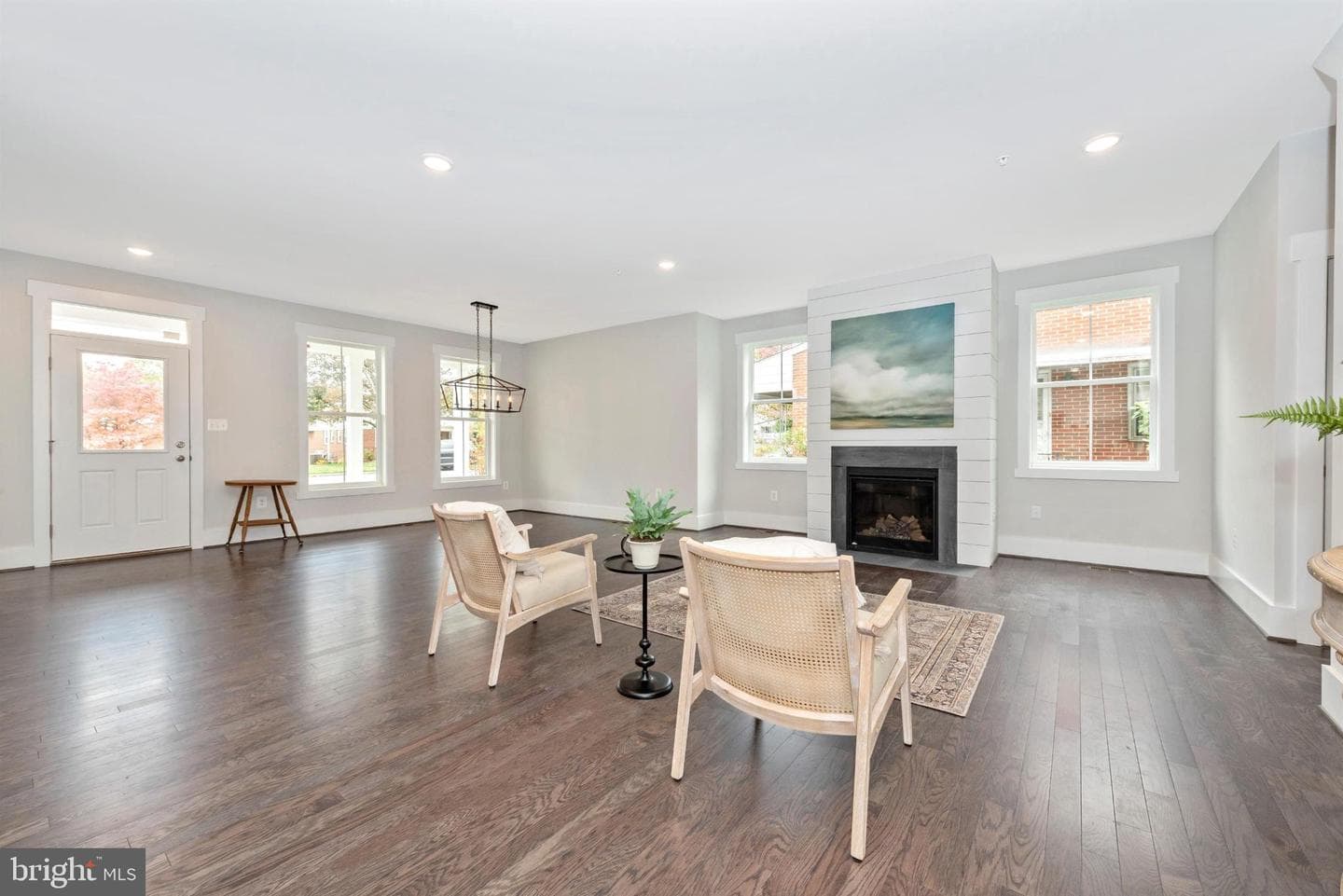 Lot 16 North photo 17