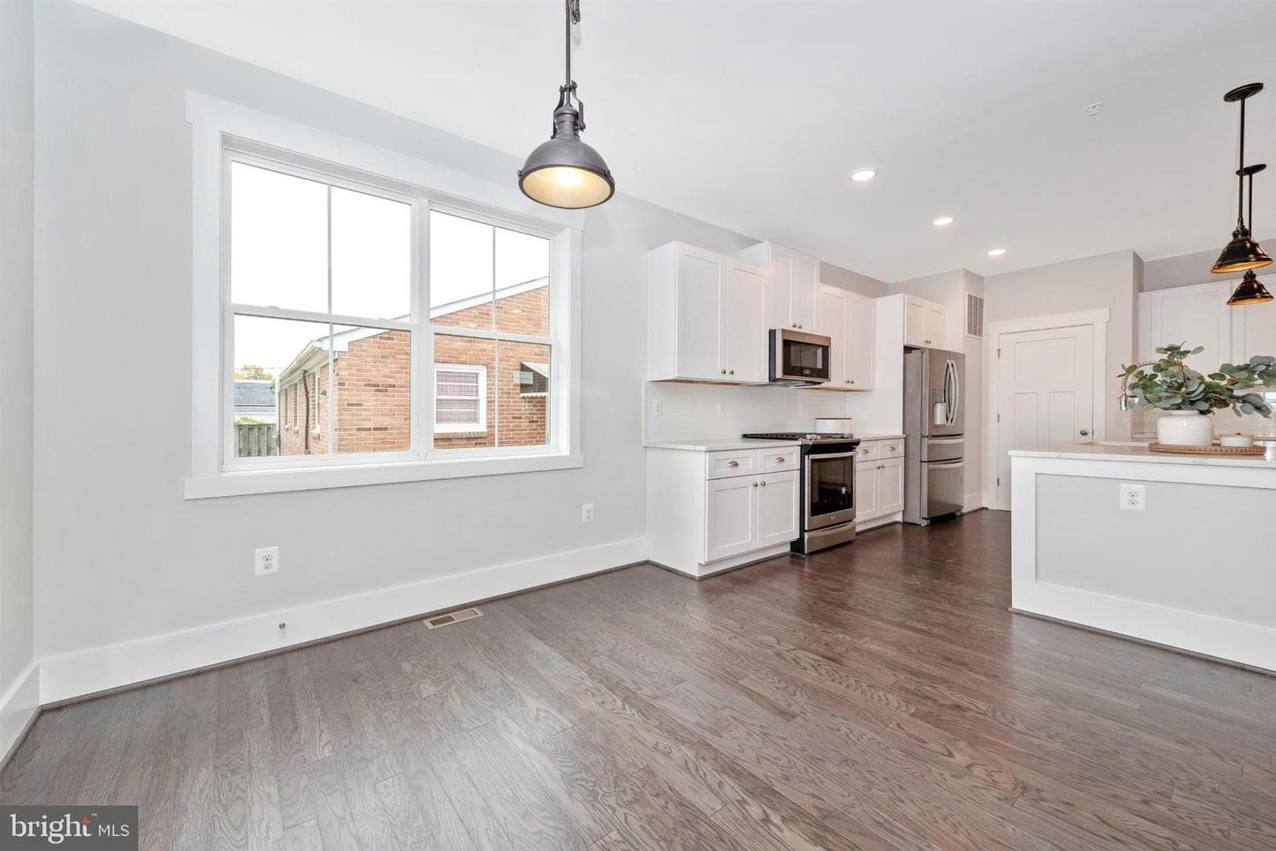 Lot 16 North photo 28