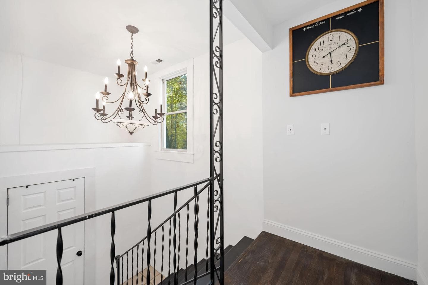 2669 Ocean Gateway photo 34