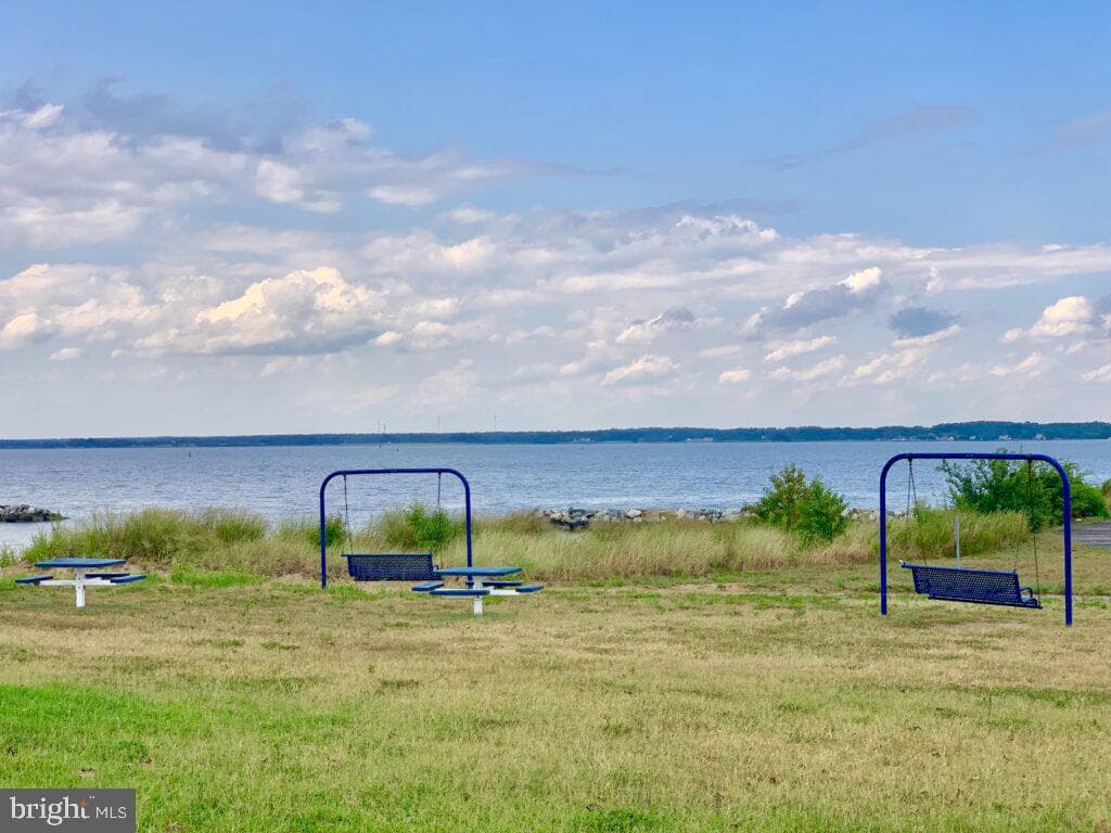 2669 Ocean Gateway photo 45