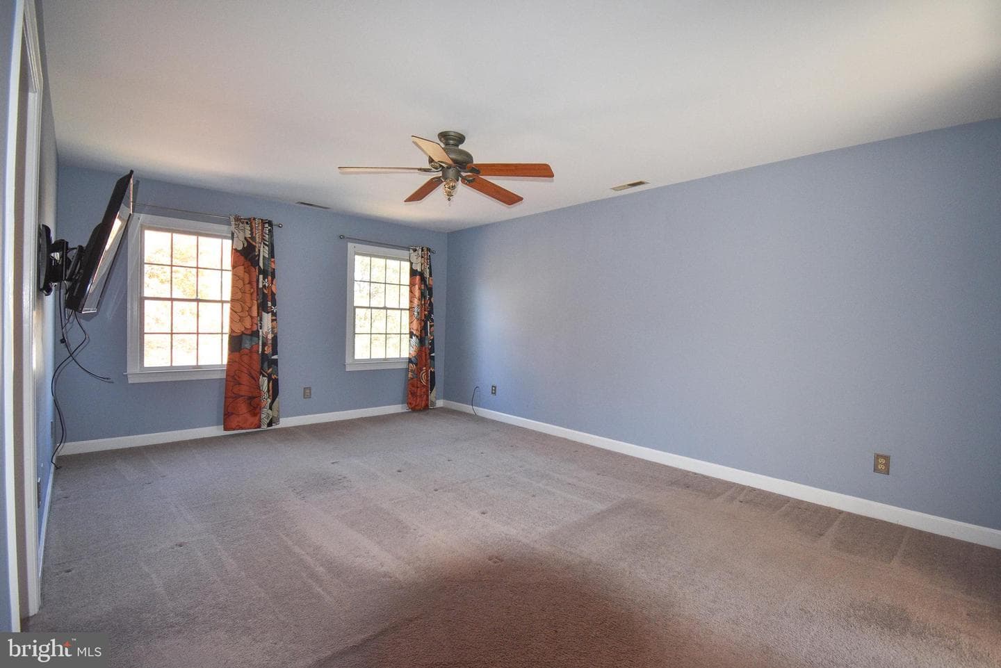 8388 Colony Circle photo 17