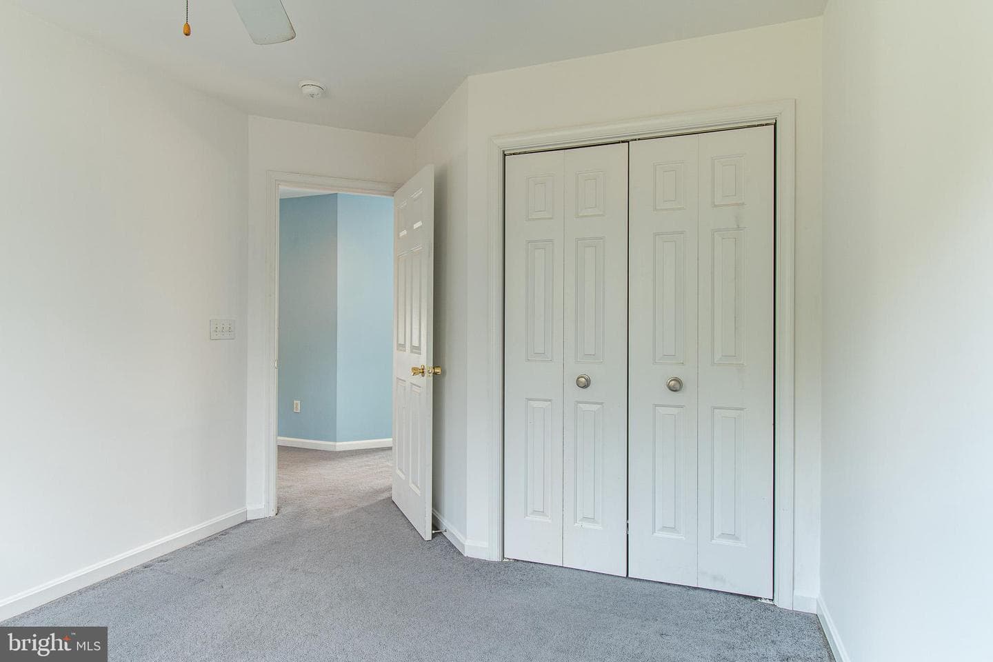 8800 Roundhouse Circle photo 33