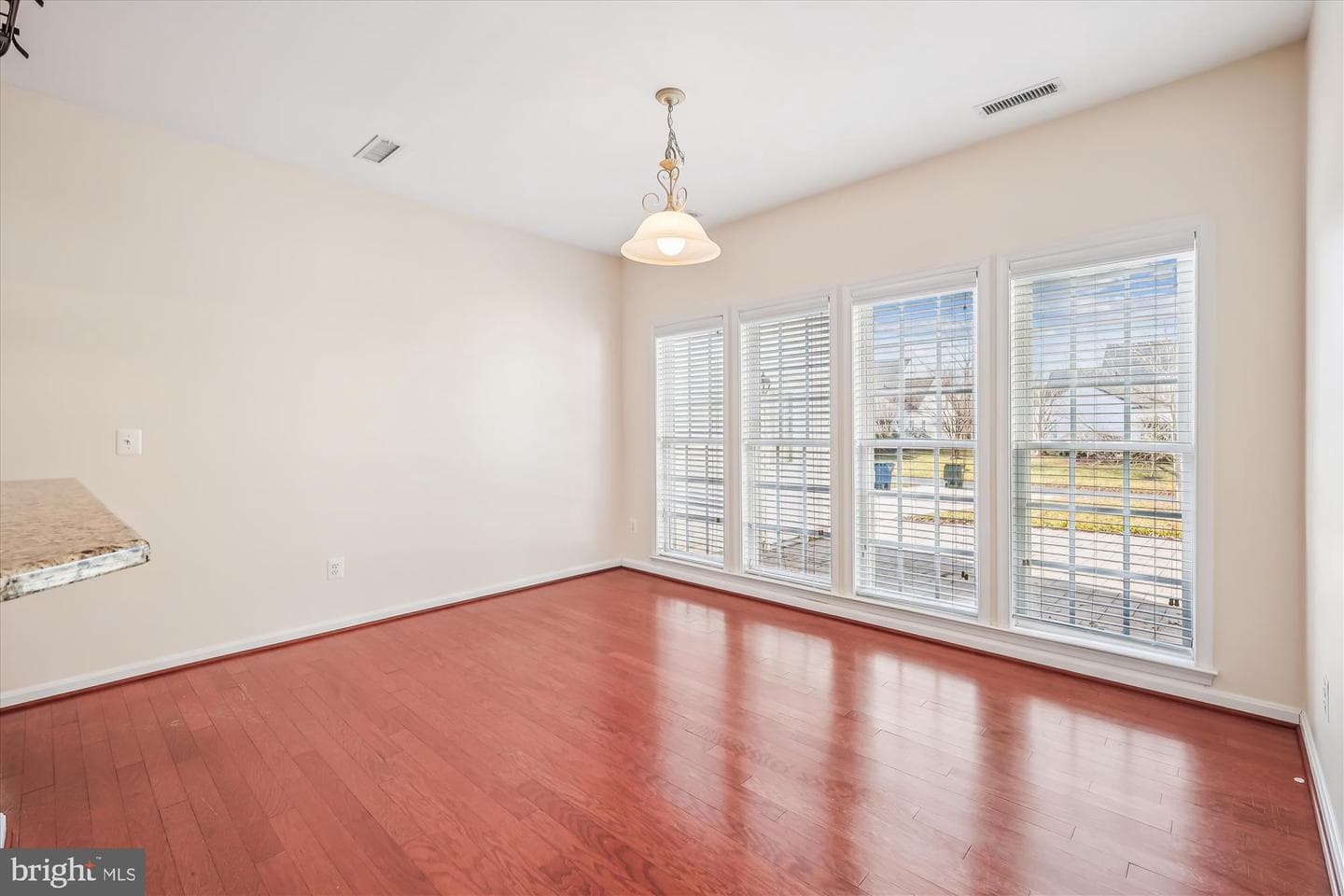 7459 Timothys Way photo 9