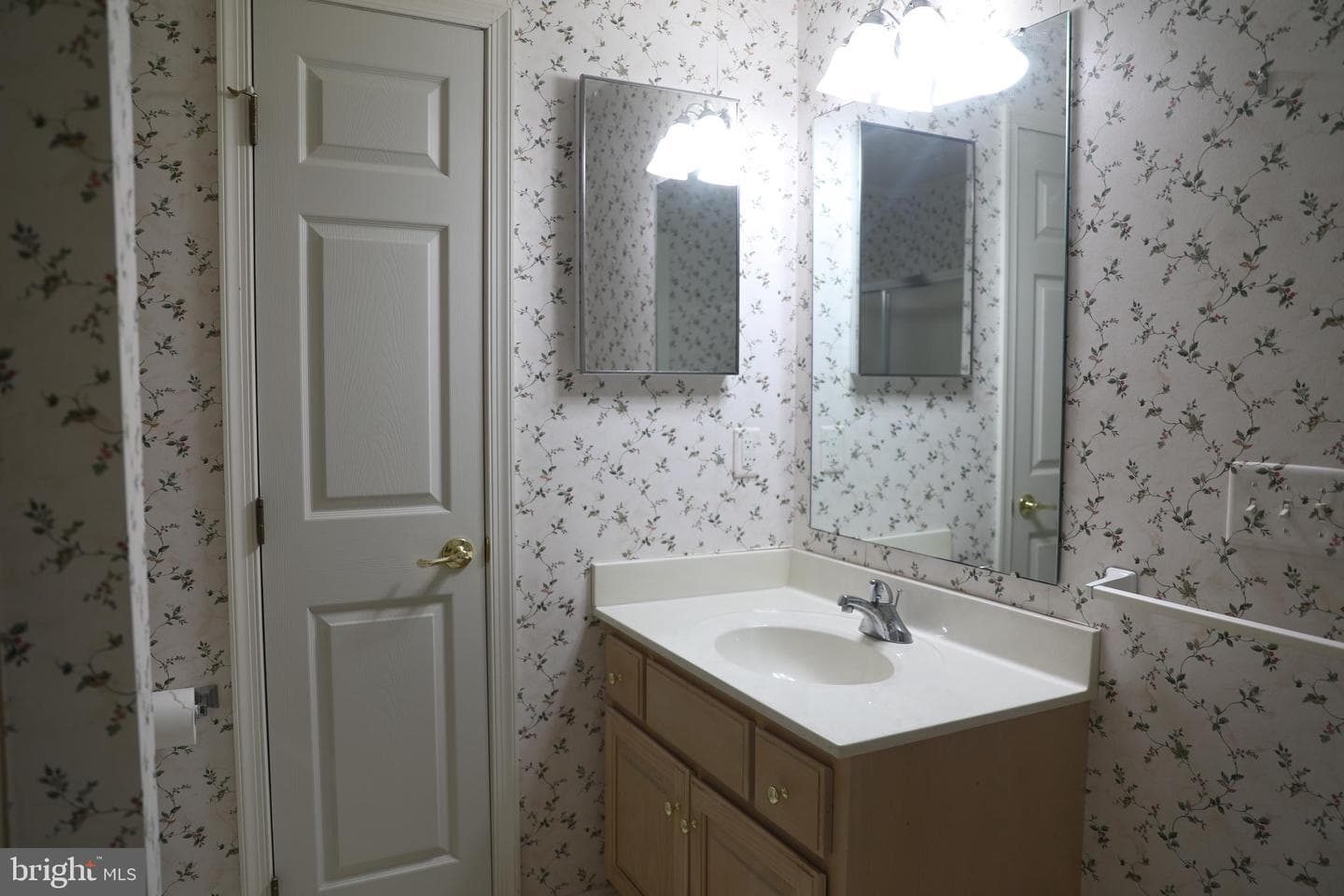 28483 Pinehurst Circle photo 20