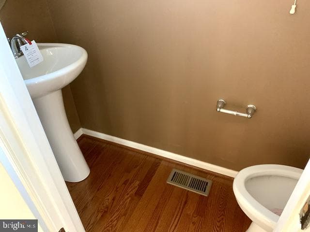 8014 Easton Village Drive photo 9