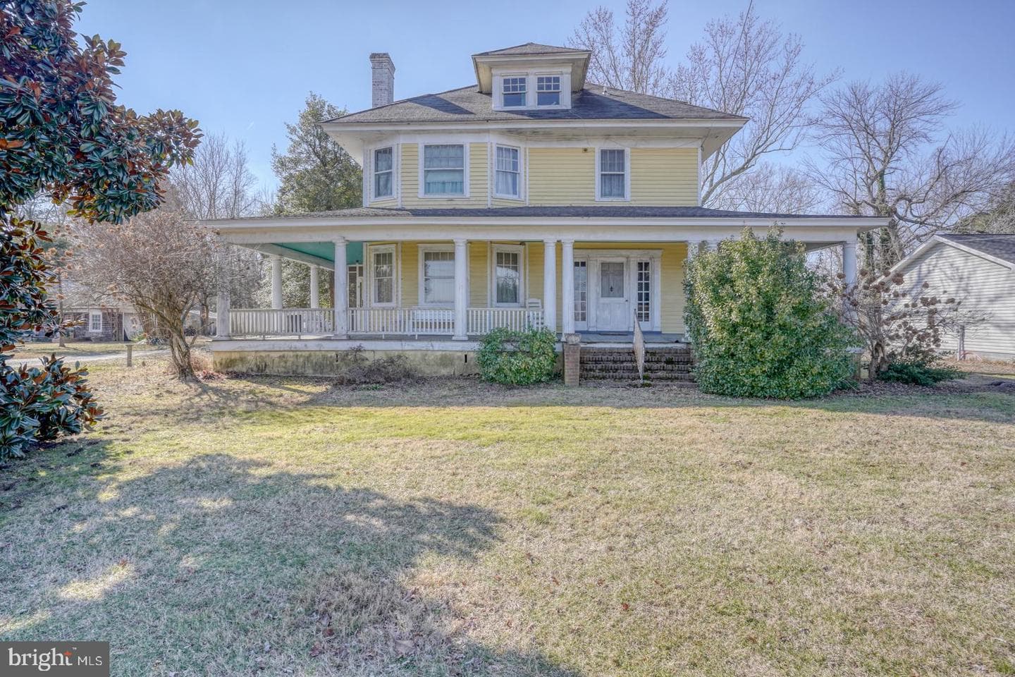 4096 Main St photo 3