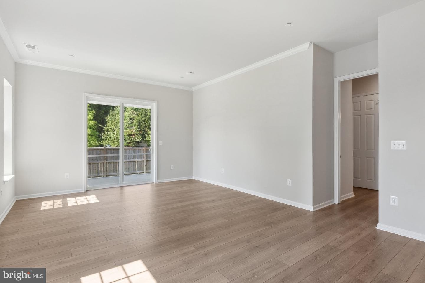 1009 Champlain Court photo 19