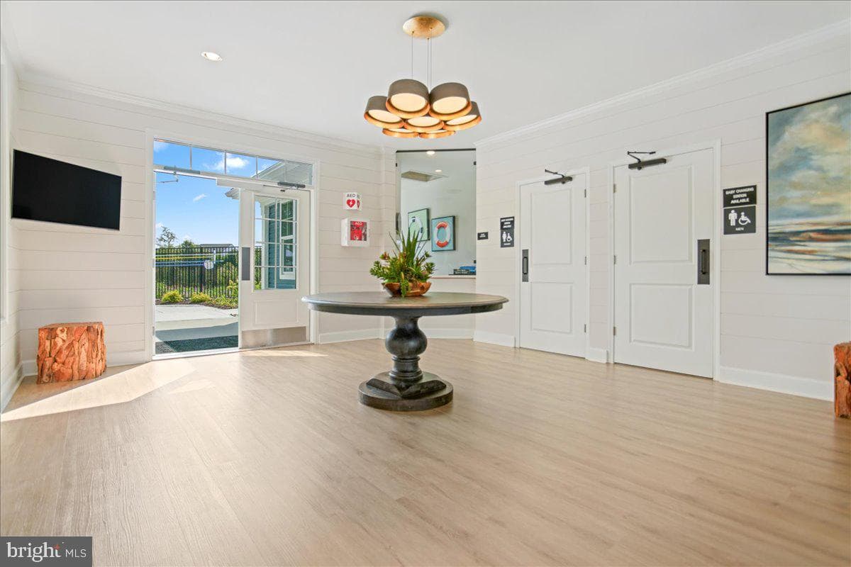 1009 Champlain Court photo 41