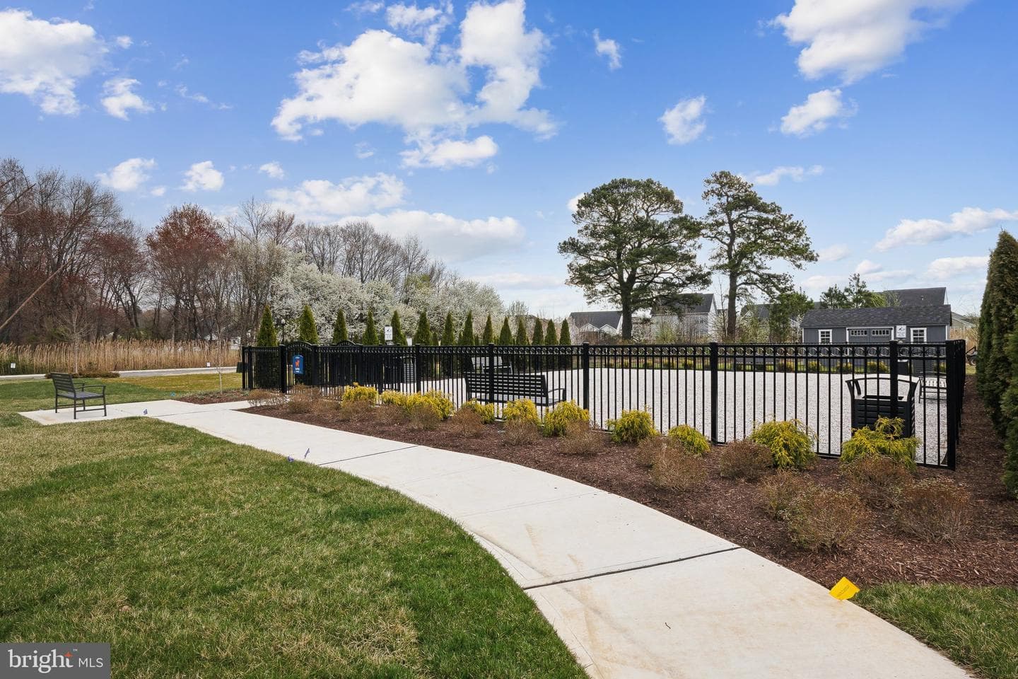 1009 Champlain Court photo 64