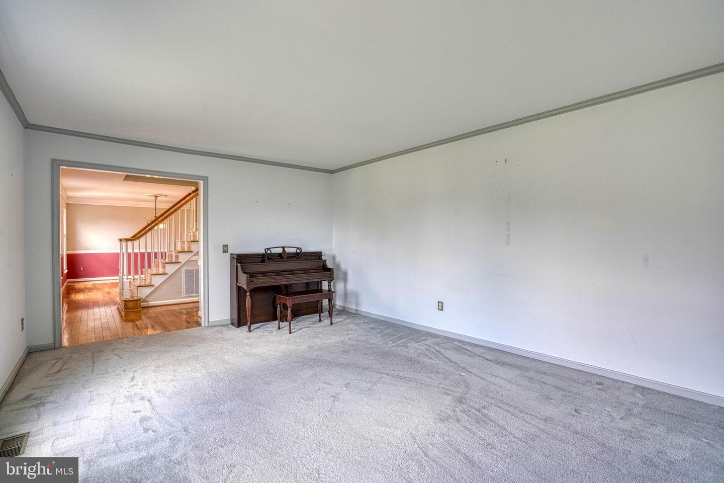 200 Spring Drive photo 13