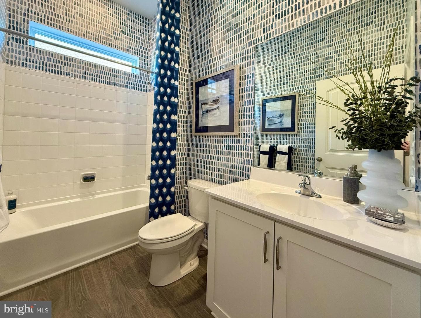 8737 Harper Way photo 3