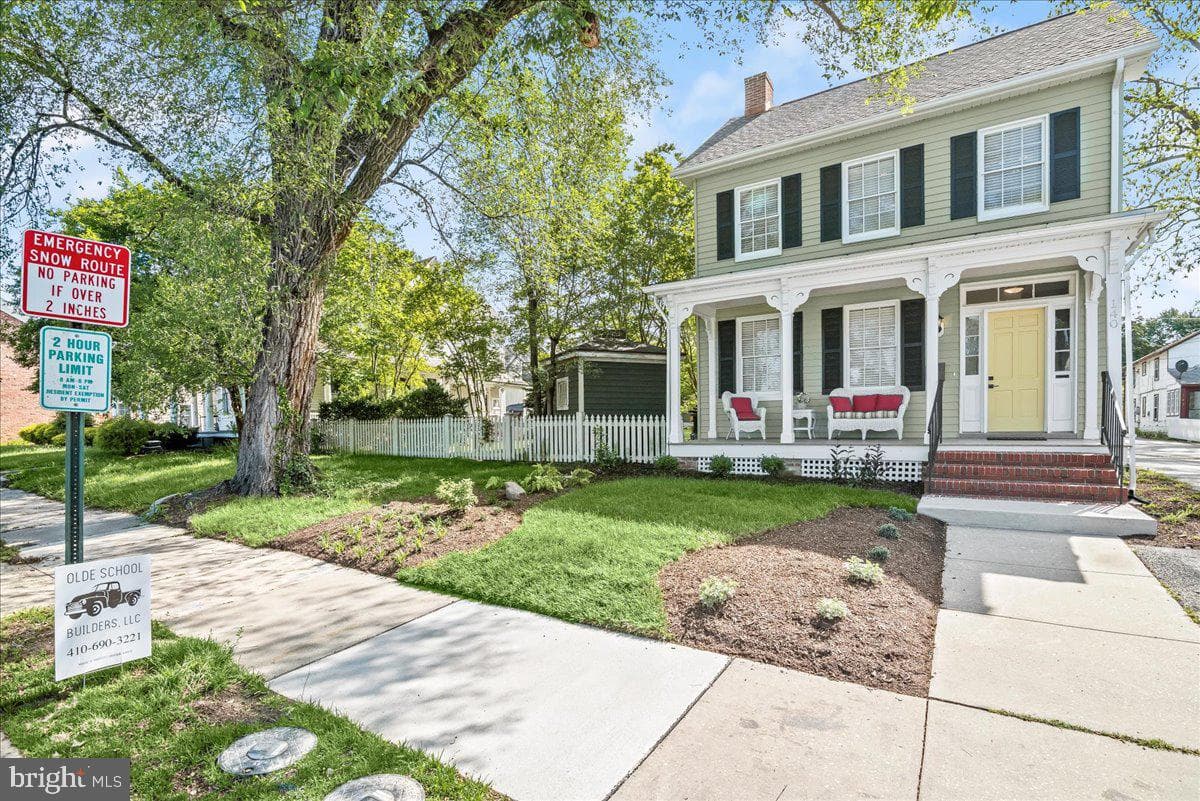 140 S Washington Street, Easton