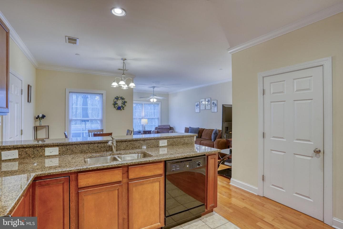 29809 Captain Adamouski Street #15a photo 32