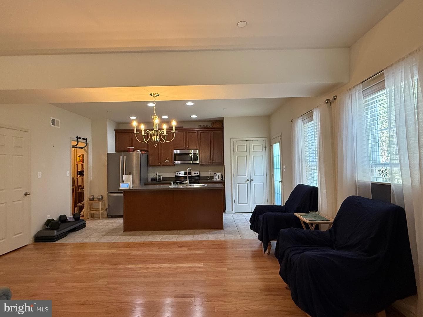 331 Hollis Circle photo 6