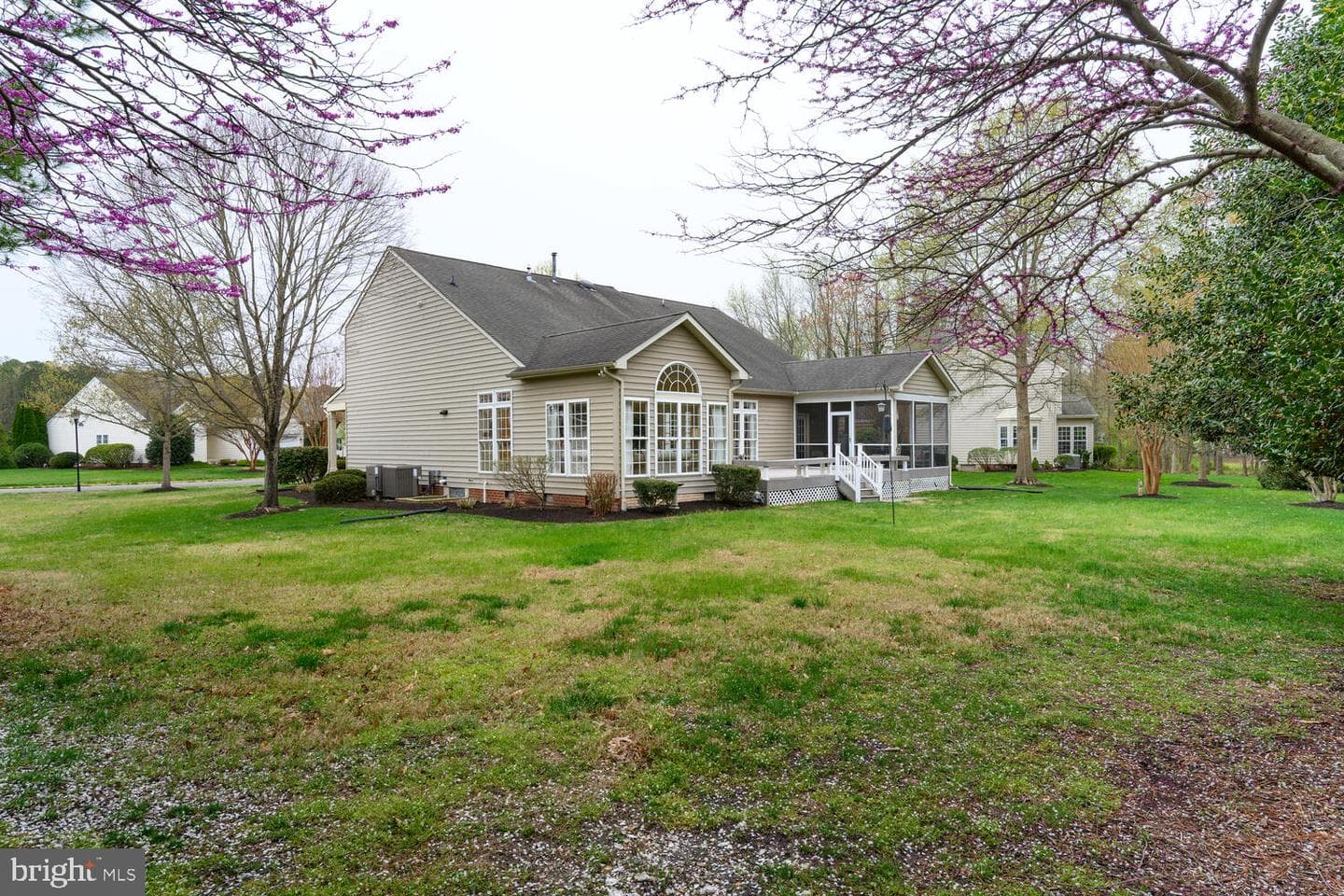 7588 Easton Club Drive photo 4