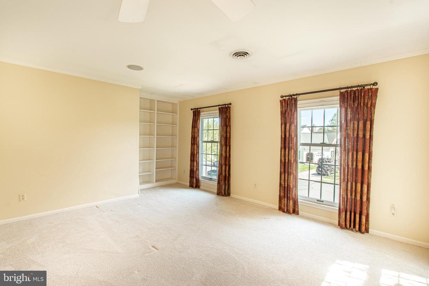 31 Londonderry Drive photo 35