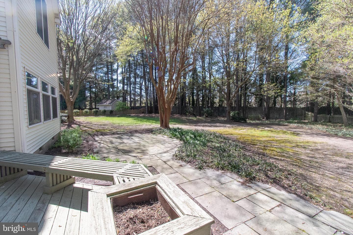 31 Londonderry Drive photo 47
