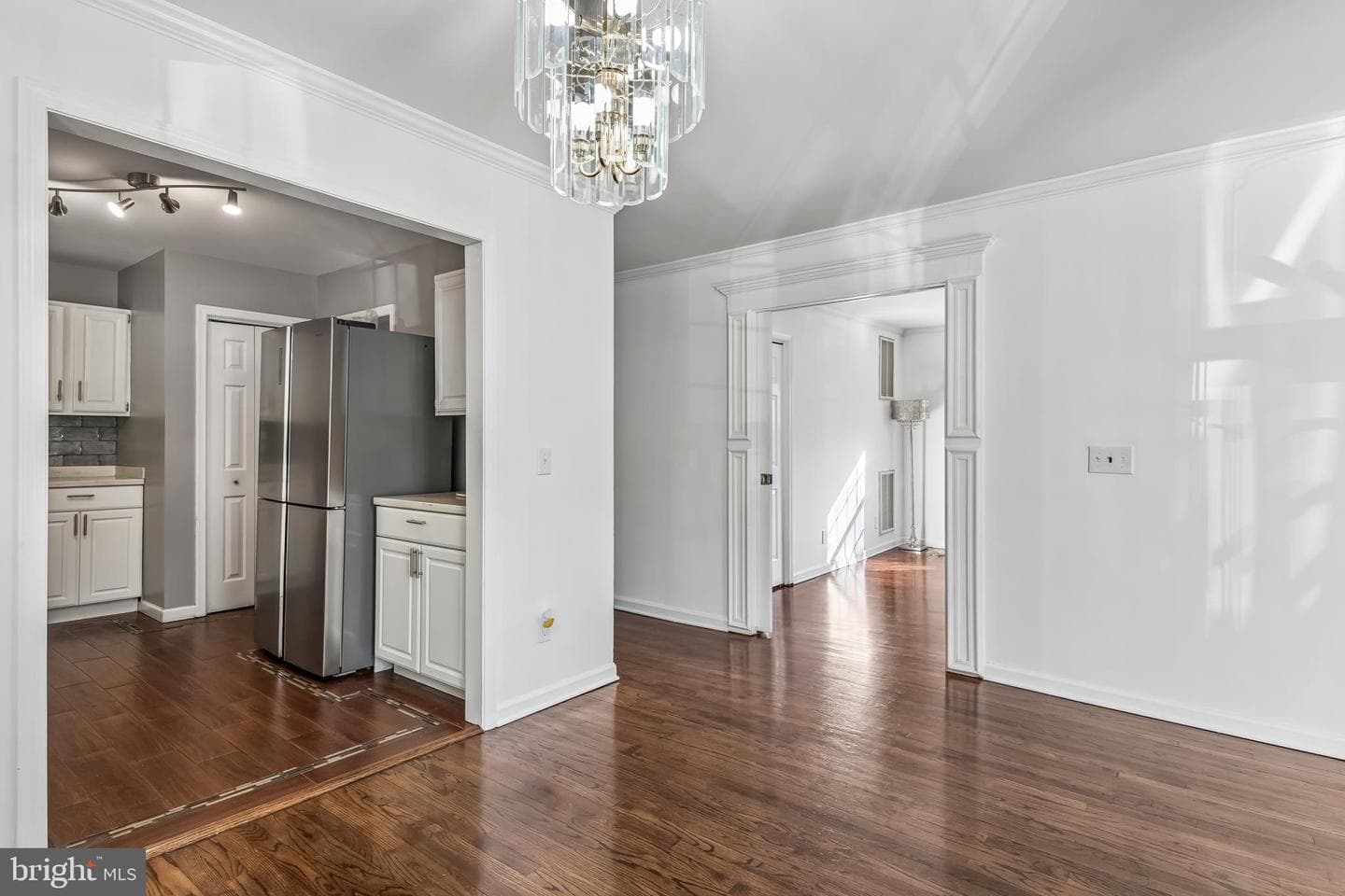 819 Chapel Farm Drive photo 4