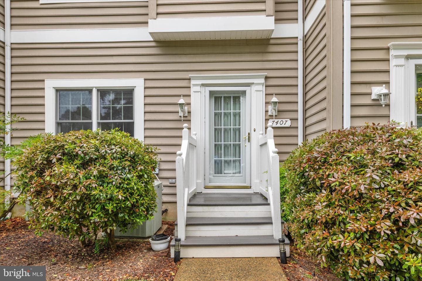 7407 Tour Drive photo 4