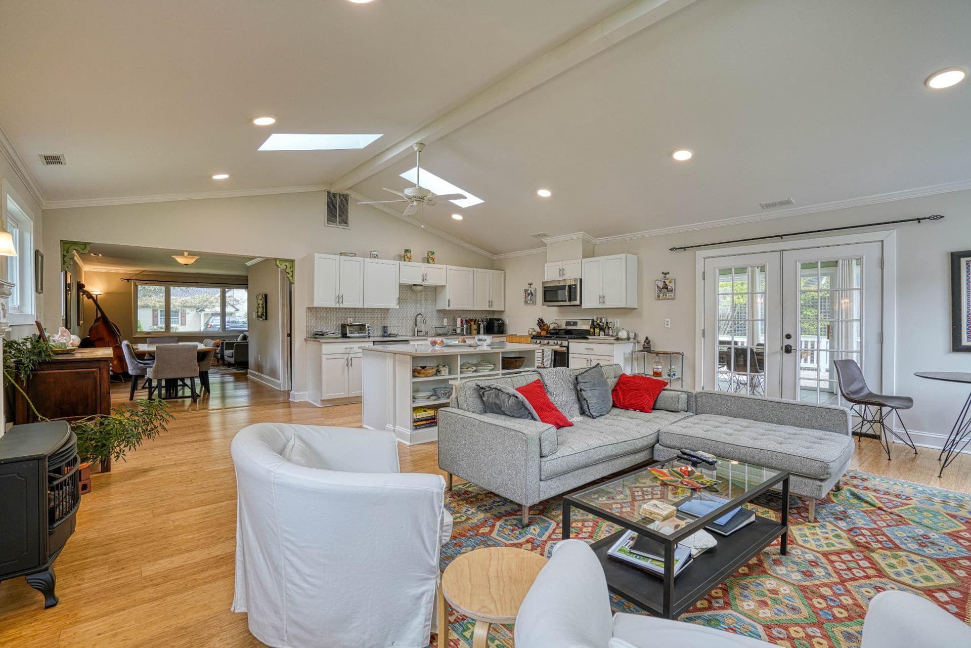 306 W Oak Avenue photo 19