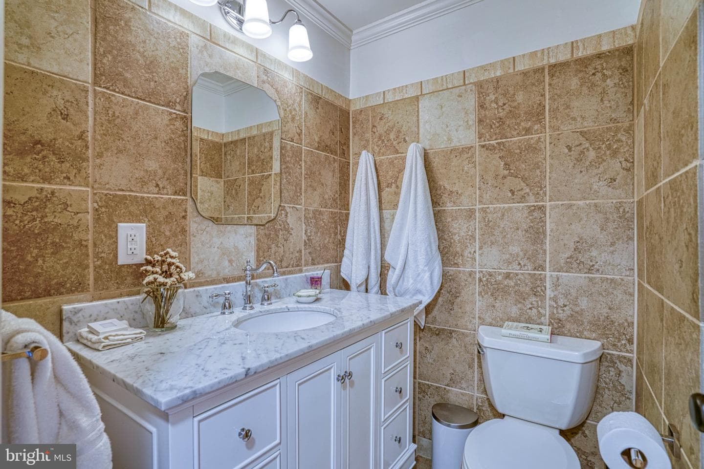 306 W Oak Avenue photo 8