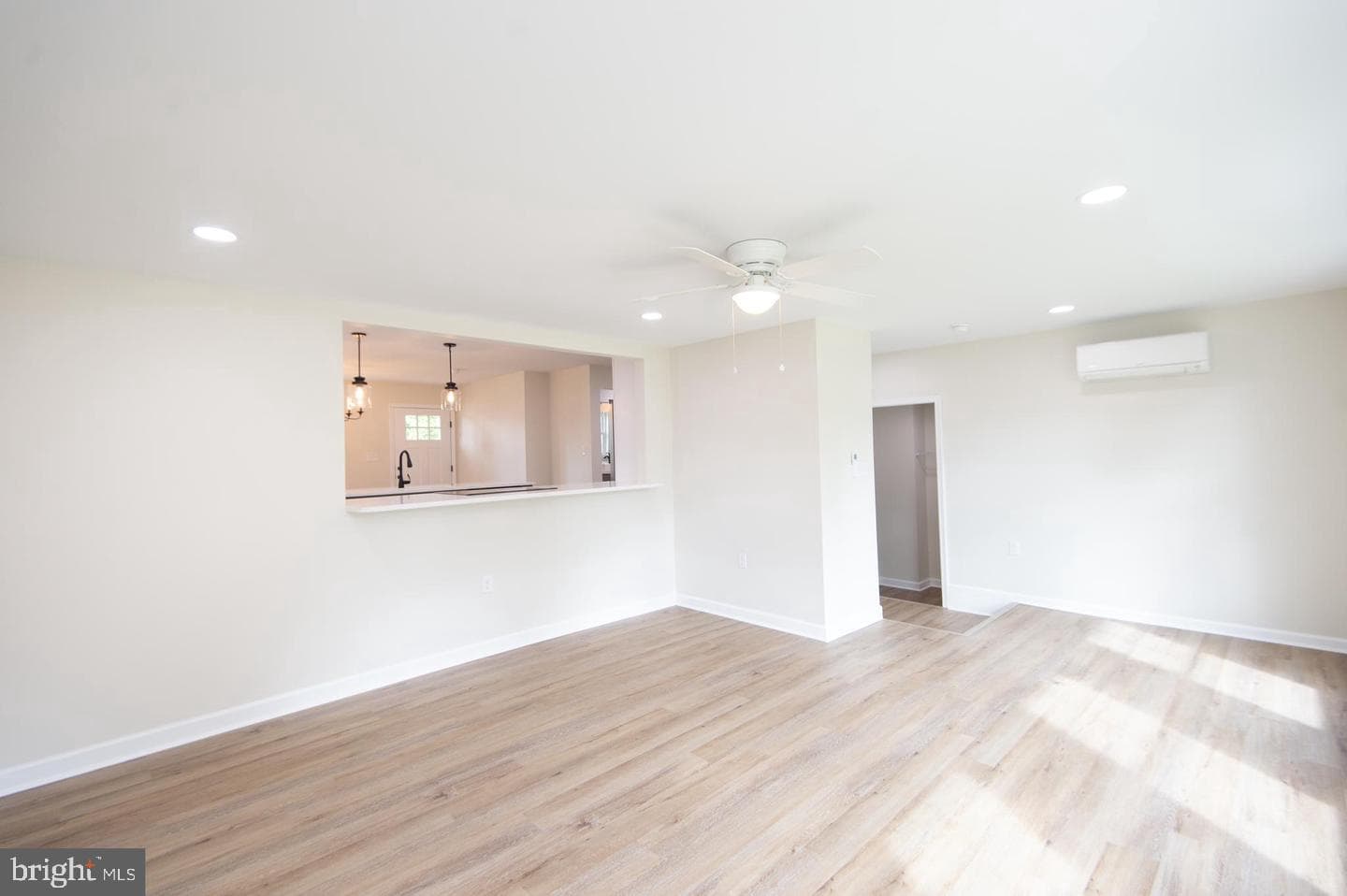 66 Johnson Street photo 11