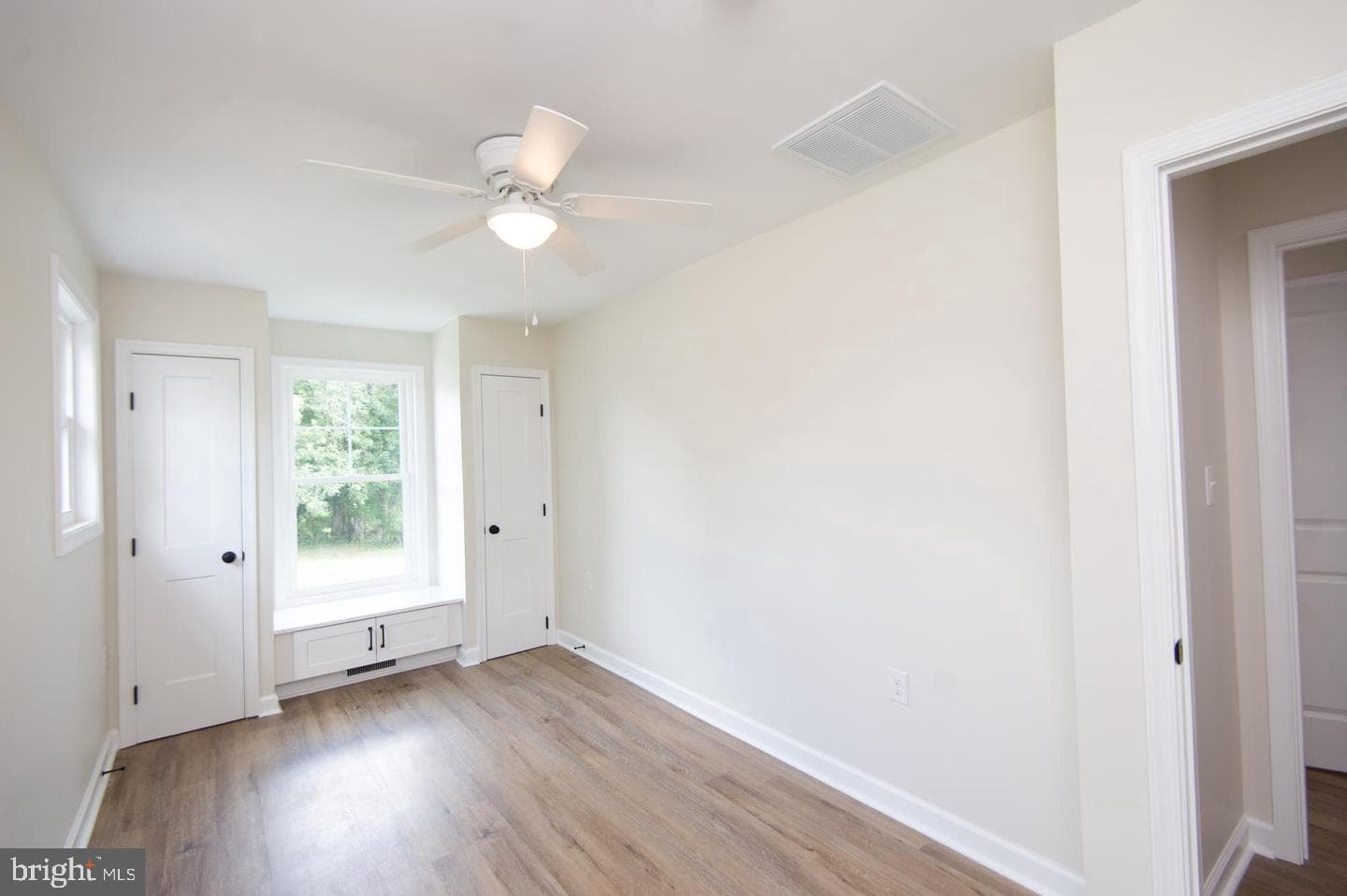 66 Johnson Street photo 19