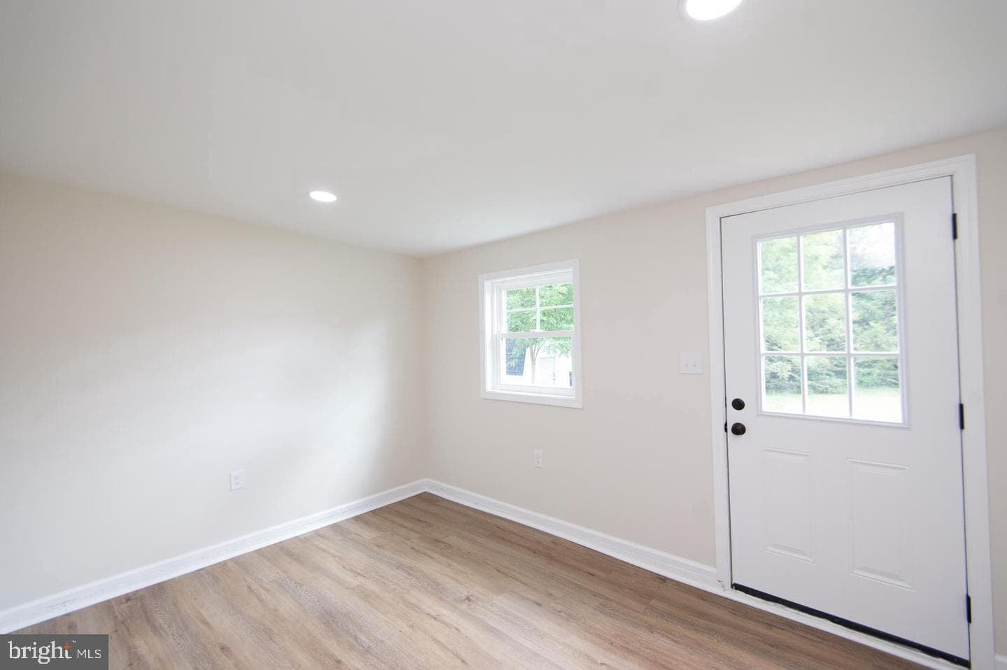 66 Johnson Street photo 23