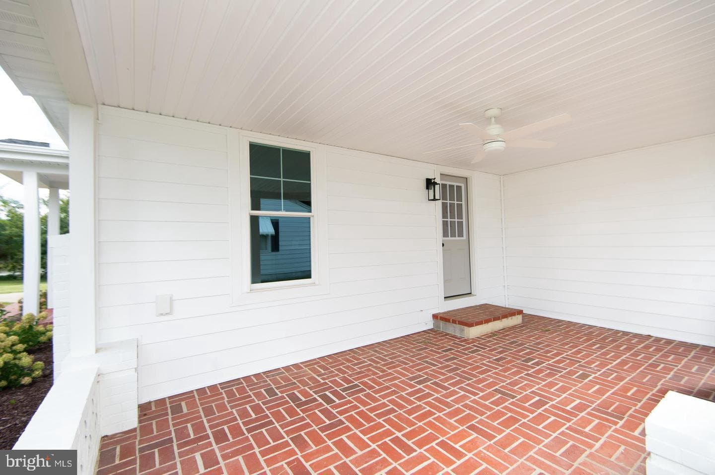 66 Johnson Street photo 9