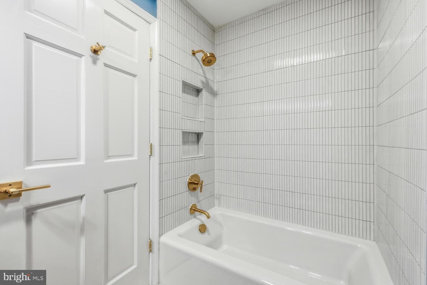 6524 Oxford Road photo 59