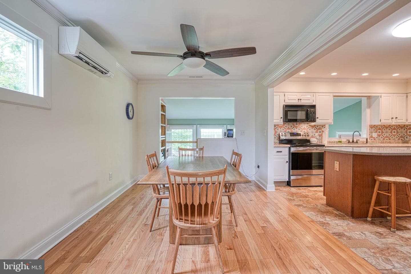504 Bainbridge Place photo 14
