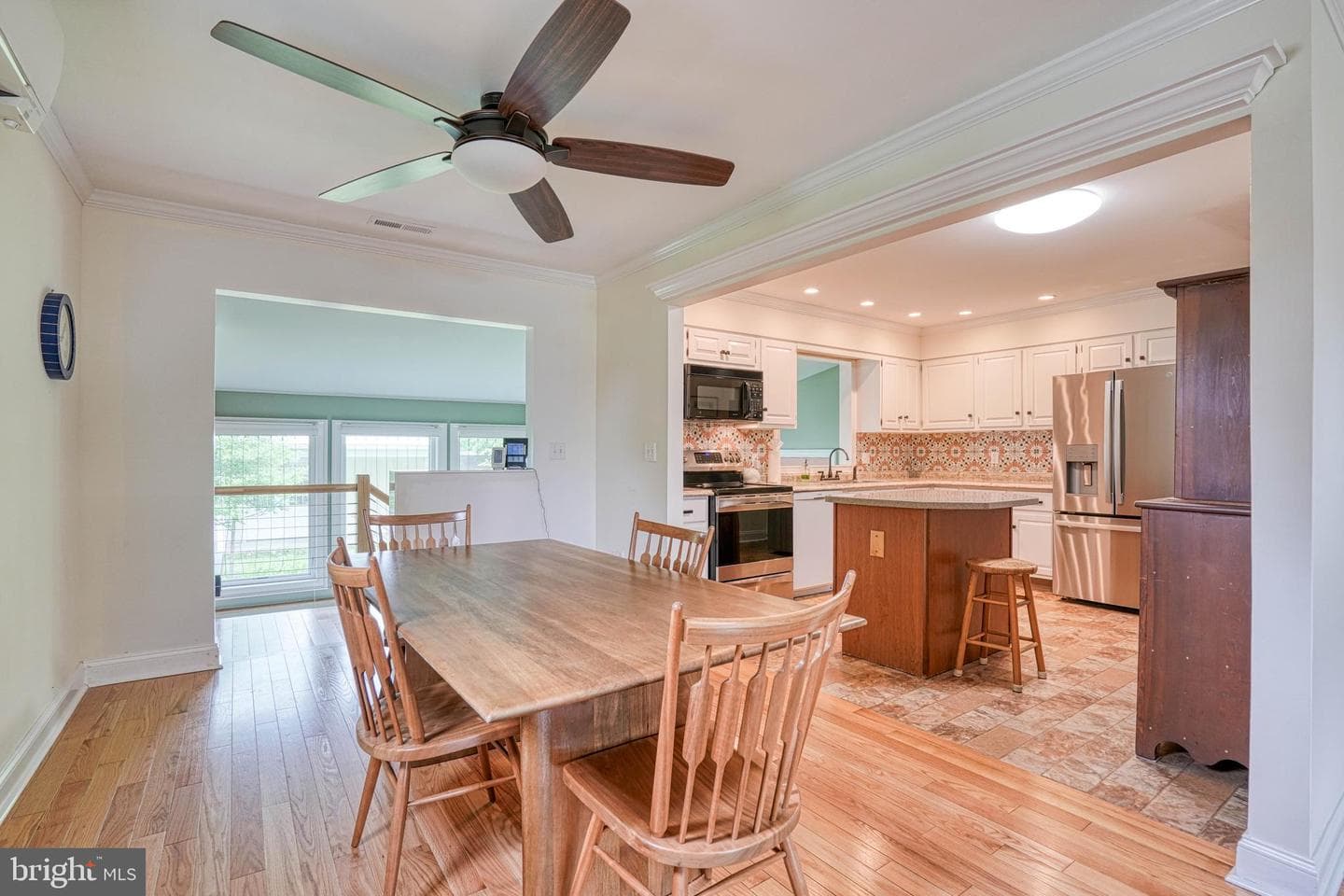 504 Bainbridge Place photo 15