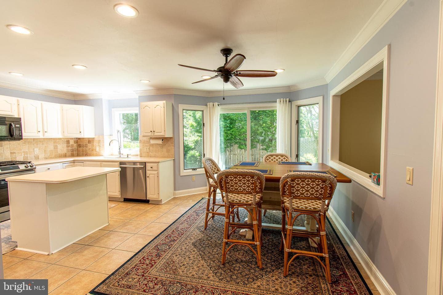 102 Jacks Point Road photo 14