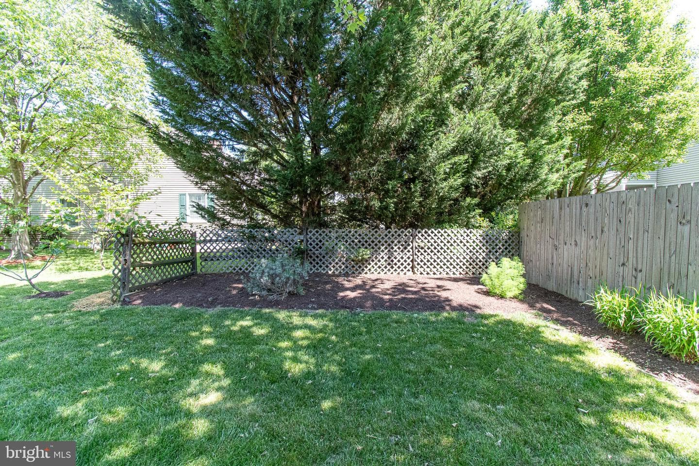 102 Jacks Point Road photo 67
