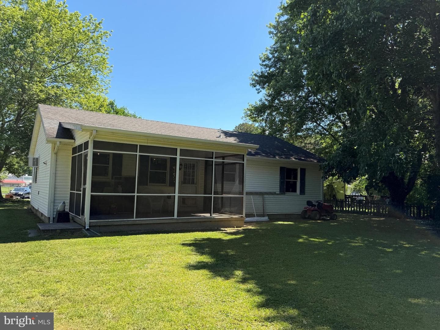317 Choptank Avenue photo 2