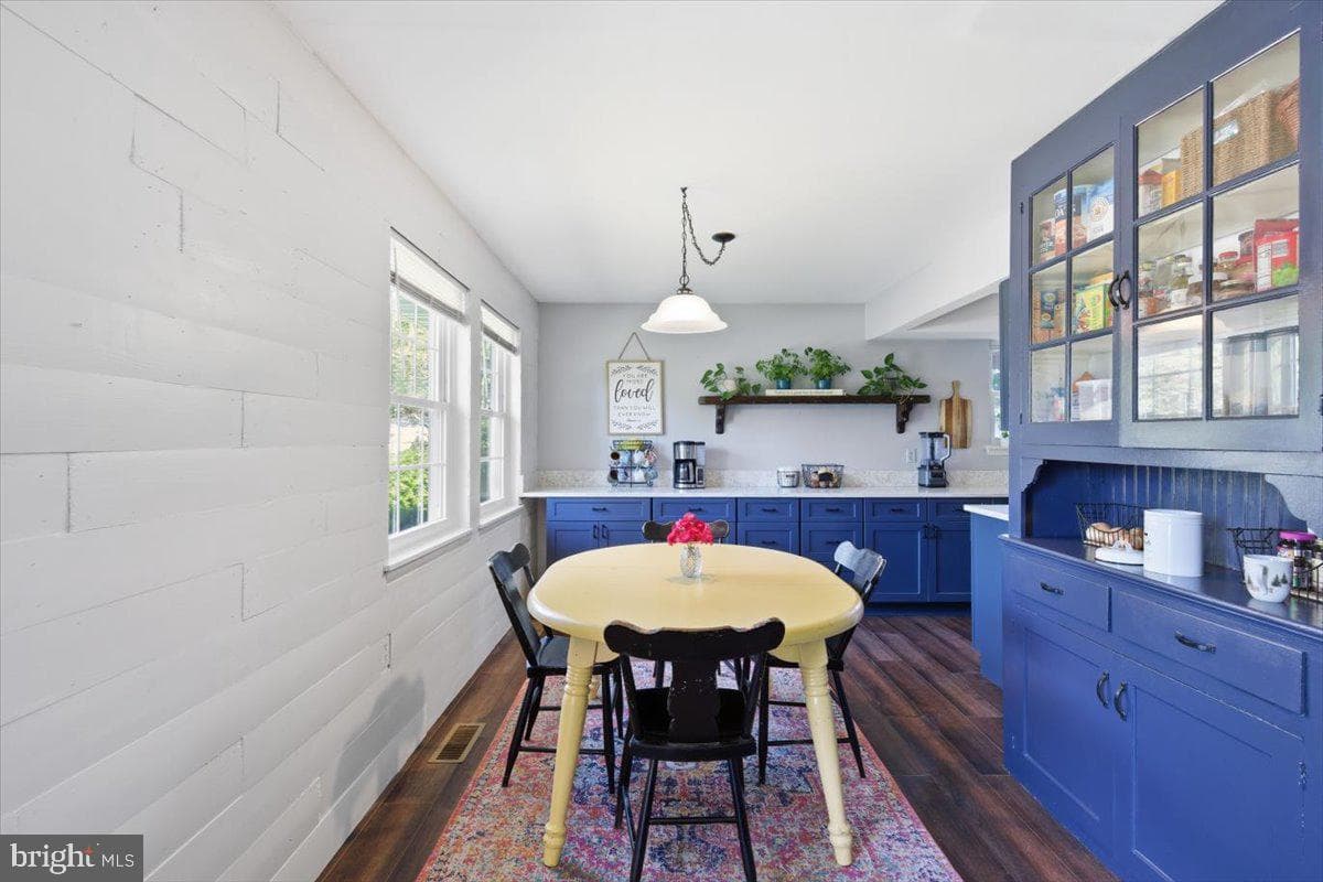 29331 Fourth Street photo 3