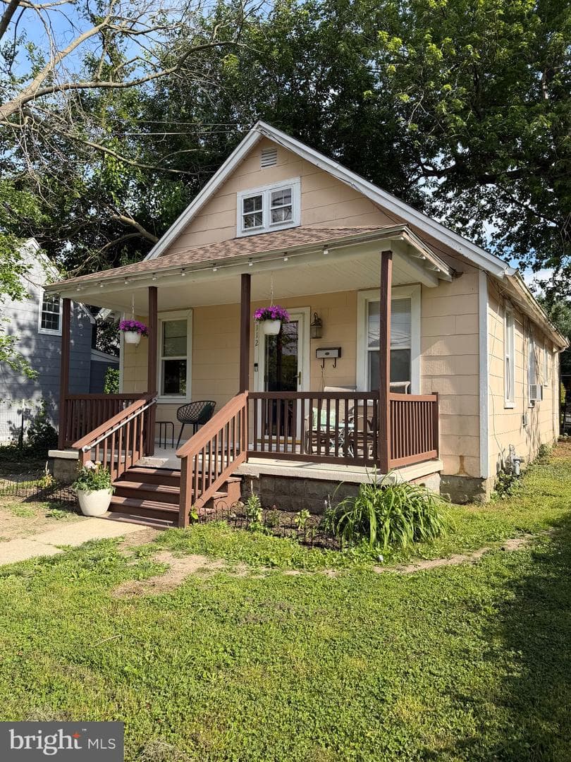 112 Glenwood Avenue W, Easton