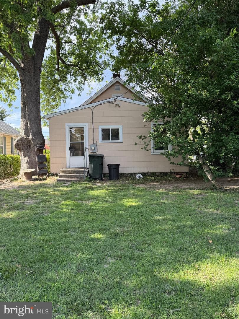112 Glenwood Avenue W photo 4