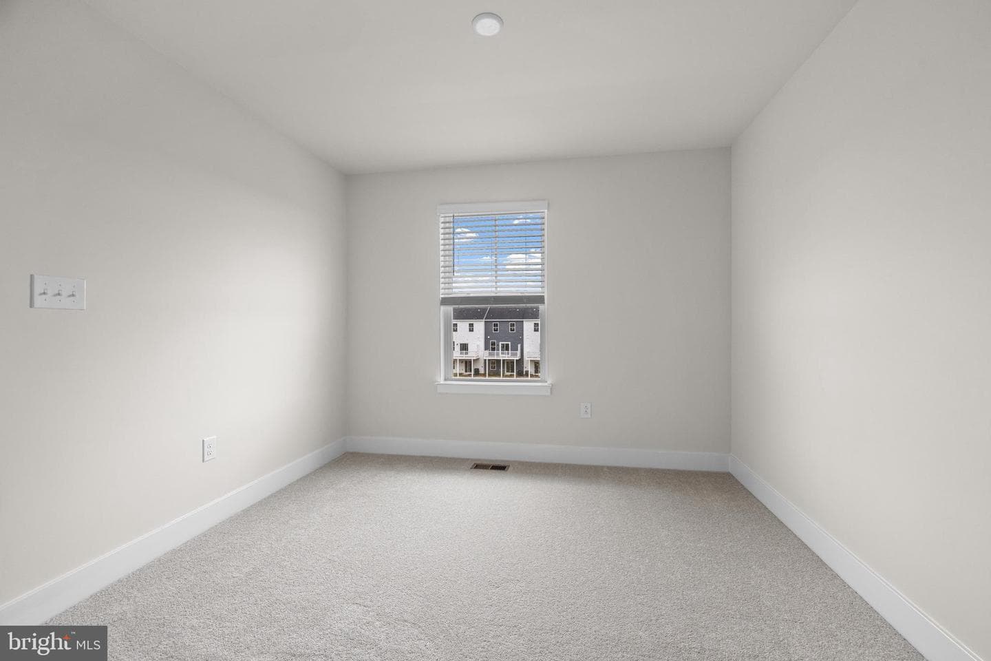 1416 Lake Geneva Drive photo 14