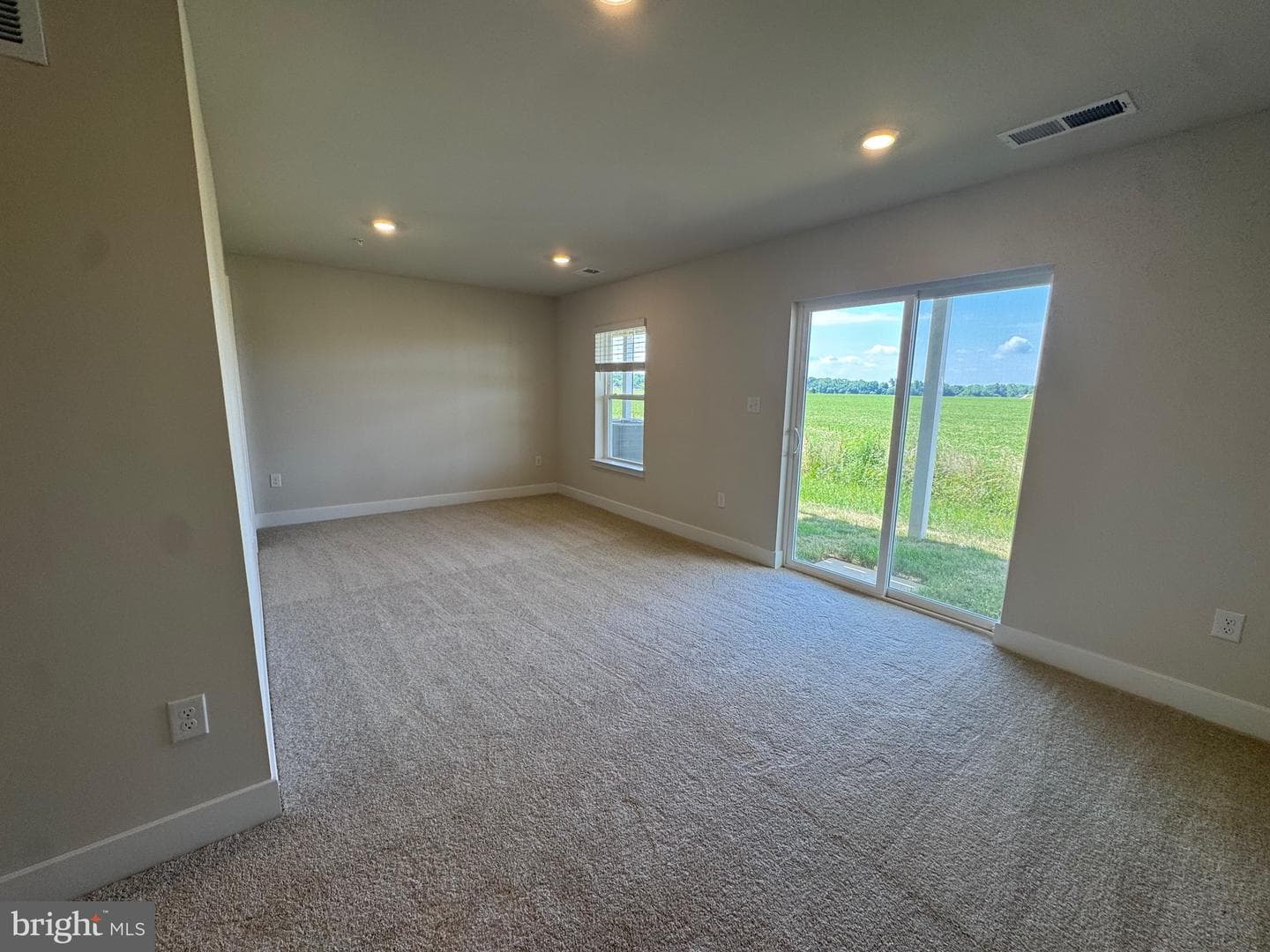 1312 Lake Lucerne Ln photo 17