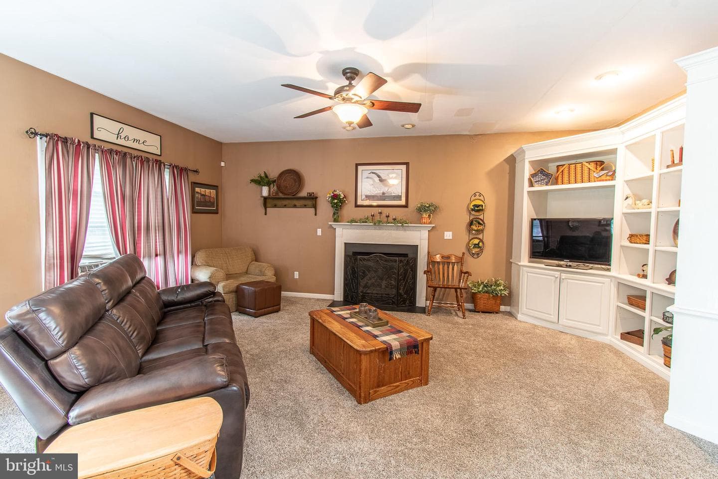 8804 Roundhouse Cir photo 10