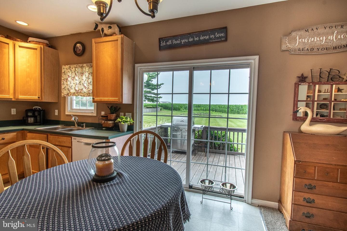 8804 Roundhouse Cir photo 13