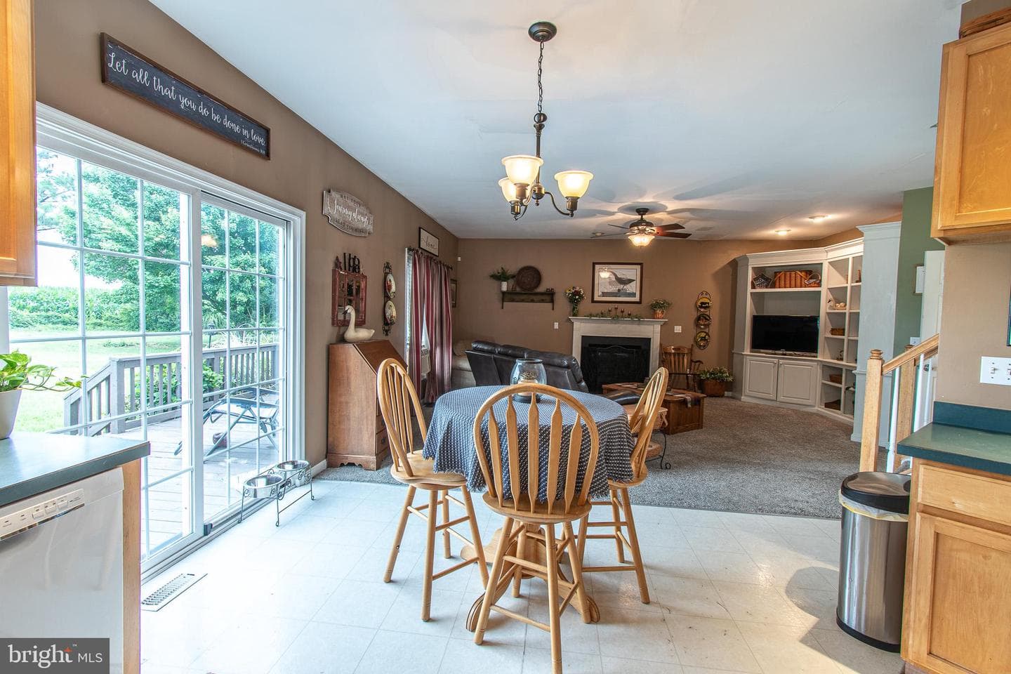 8804 Roundhouse Cir photo 16