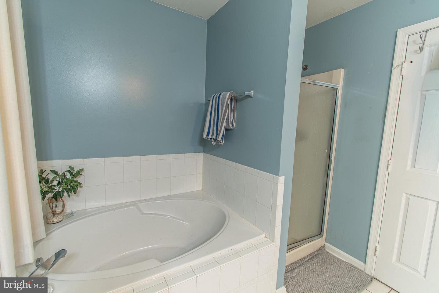 8804 Roundhouse Cir photo 22