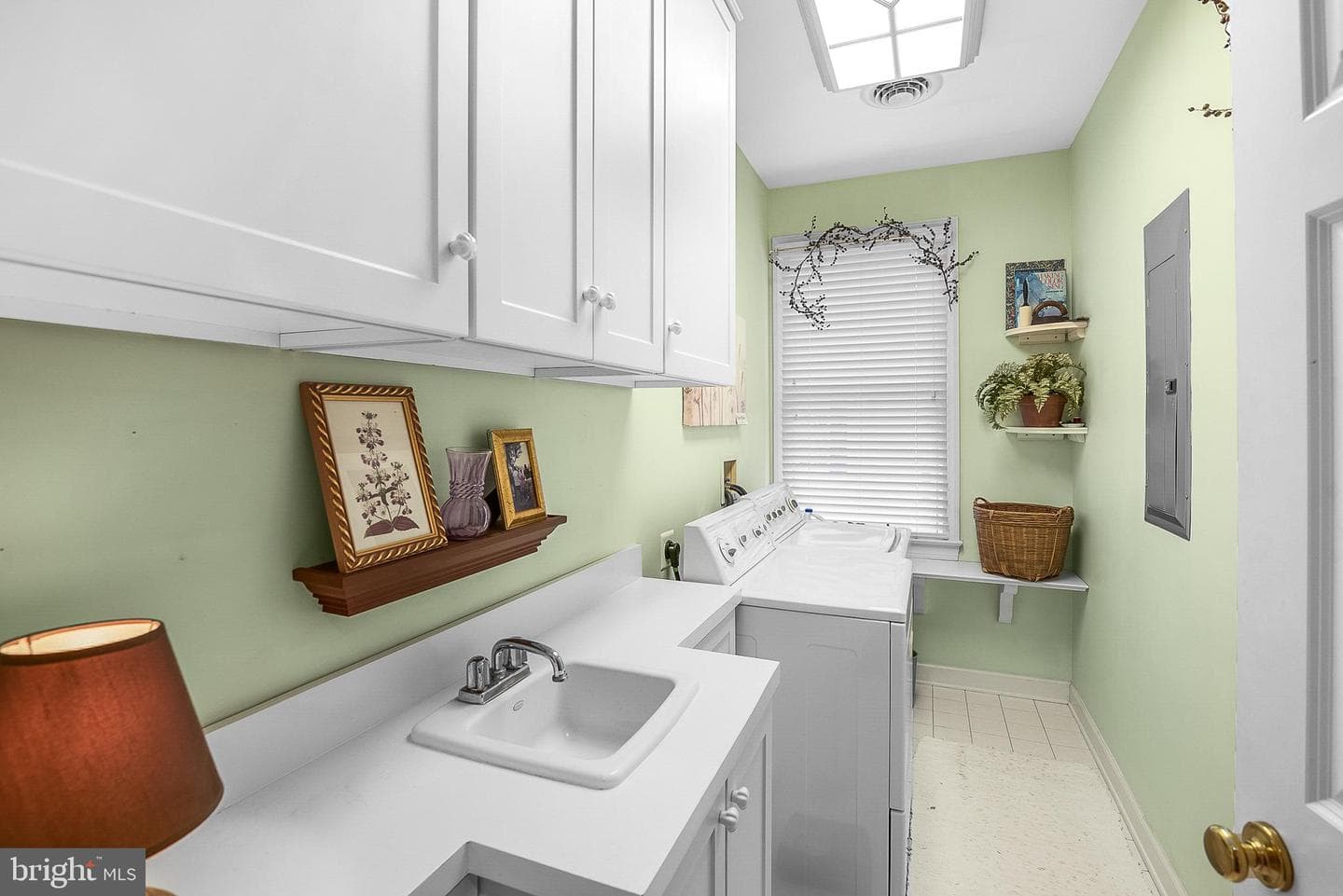 28713 Emanuel Street photo 20