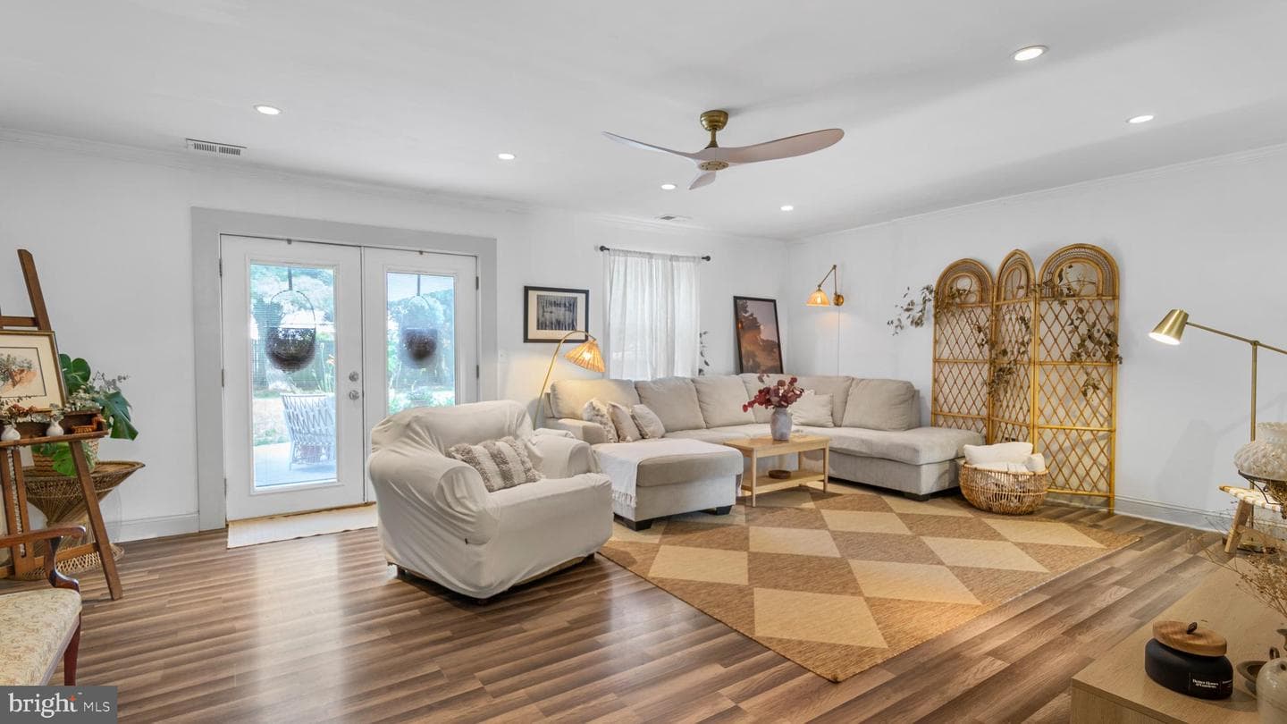 29595 Dutchmans Lane #58 photo 10